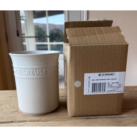 NEW Le Creuset Stoneware 1 Liter Utensil Crock Holder Meringue - Picture 1 of 6